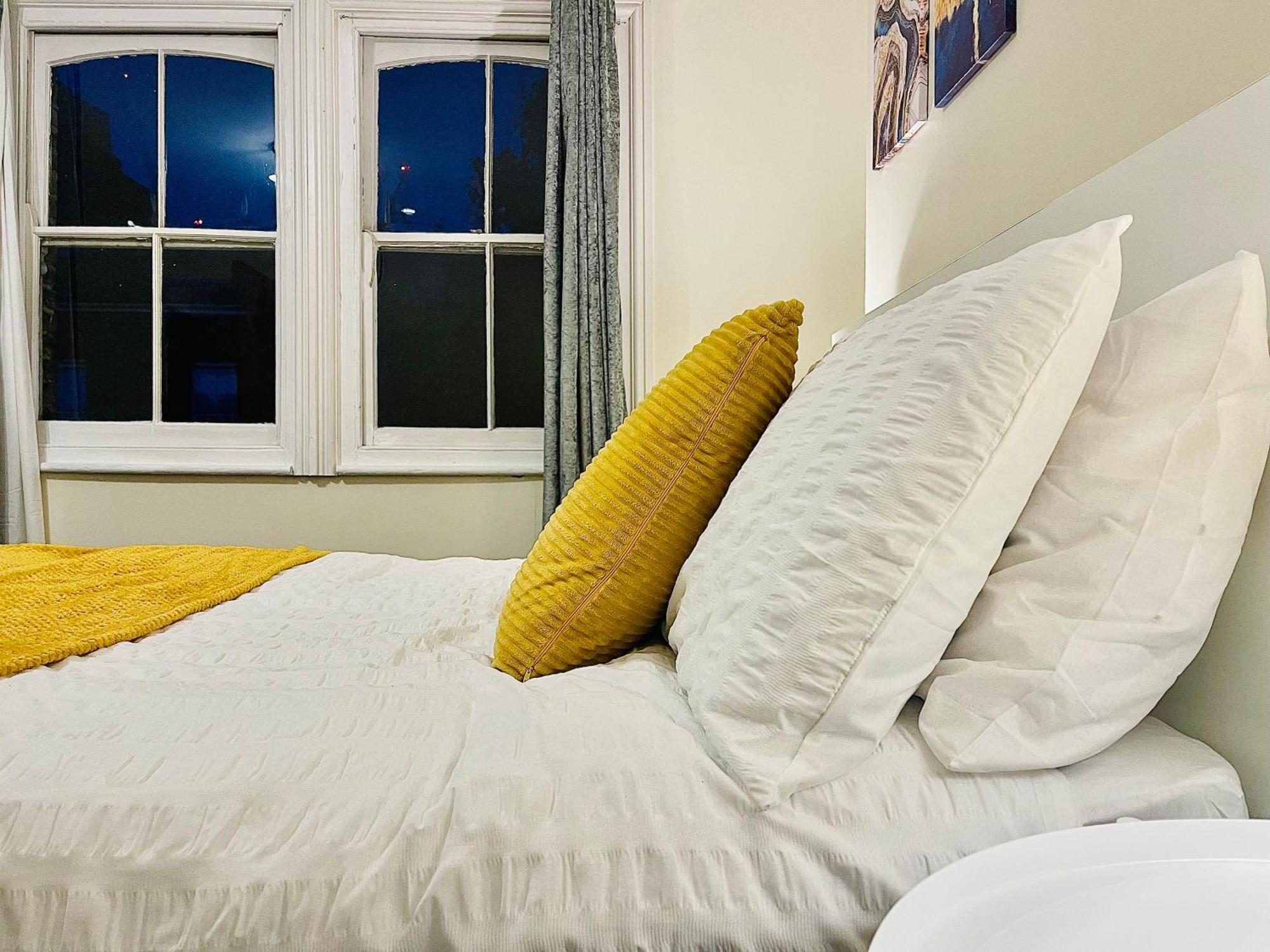 2 Bedroom Flat In Central London Eksteriør billede